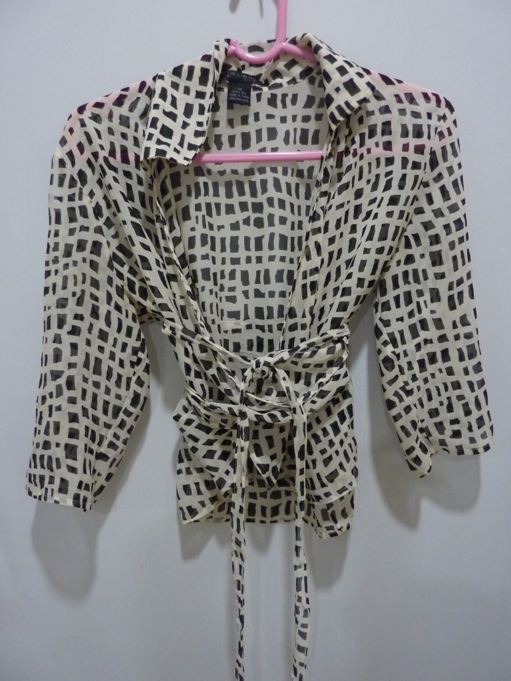 The Limited 2008 Y2K Top WHITE  BLACK Sheer 100% SILK WRAP TOP Coquette Size M